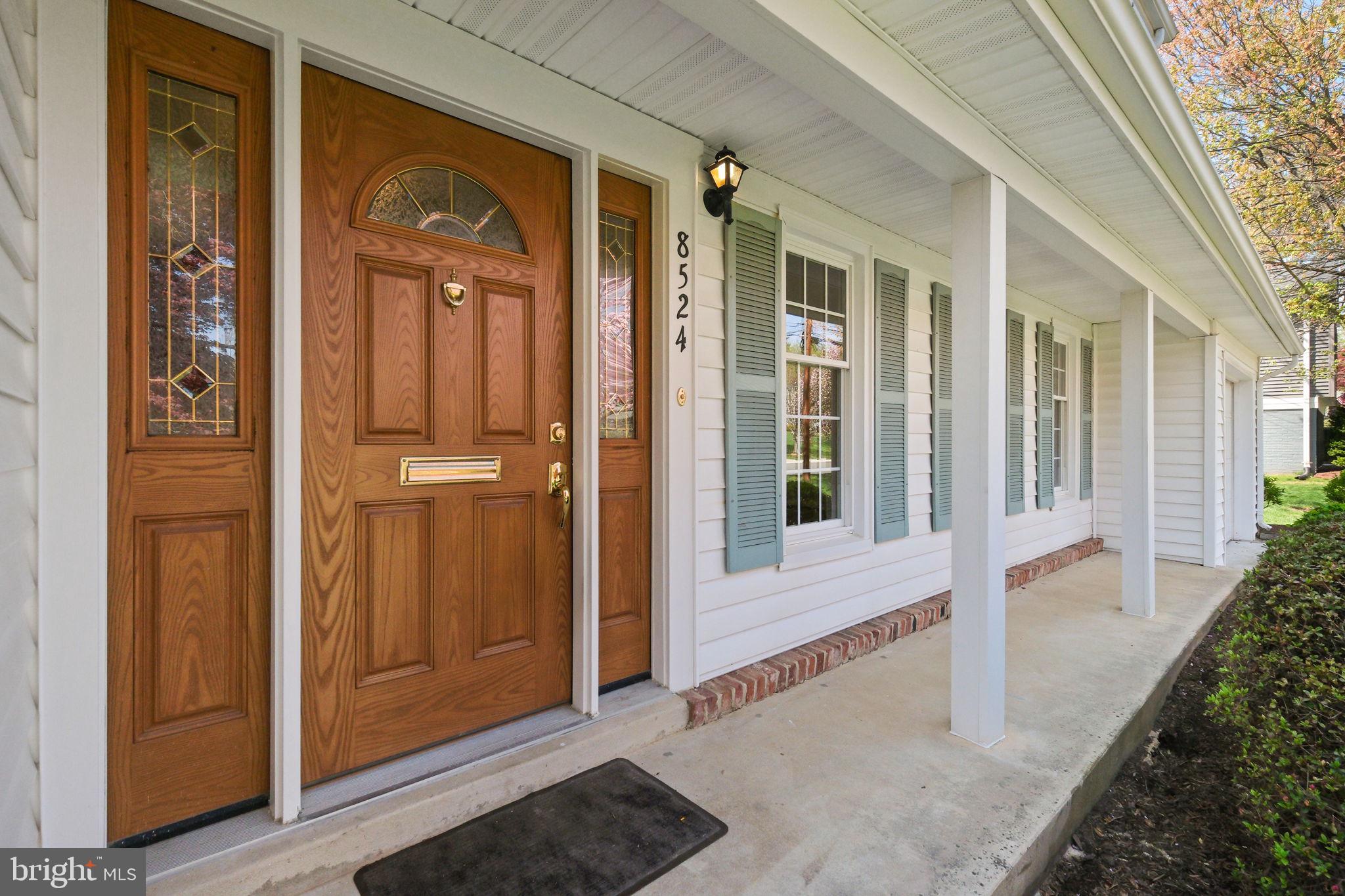 8524 Atwell Road Potomac, MD 20854 - Photo 3 of 38 Porch