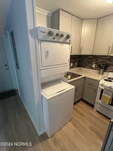 $1,325 | 1330 North Howe Street, Unit 1, Southport, NC 28461