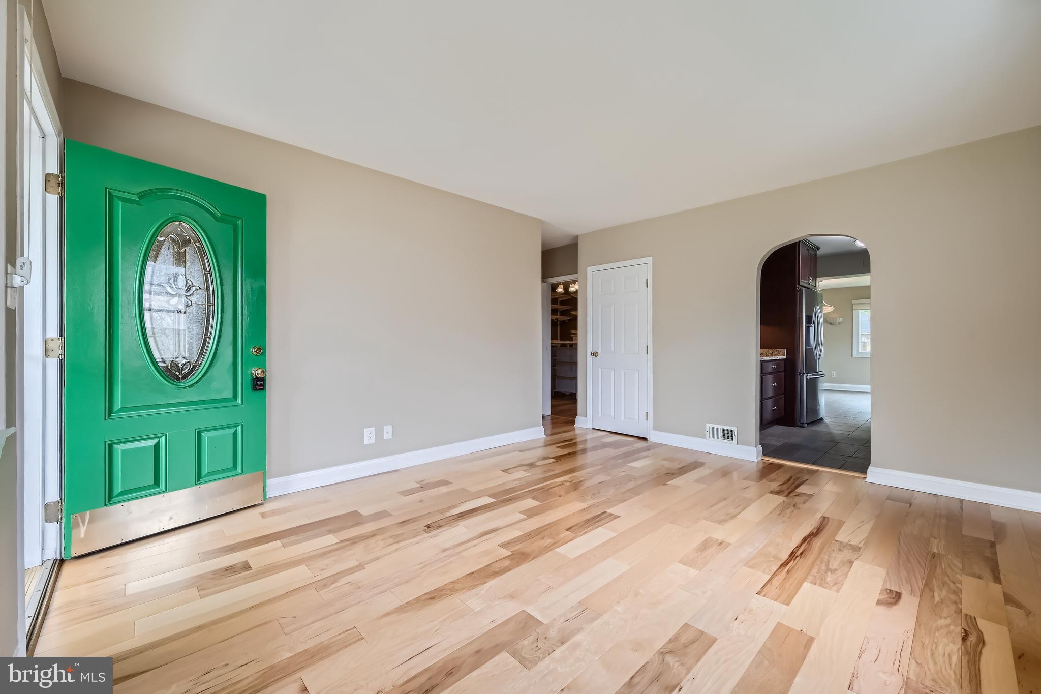 210 Dorell Road Essex, MD 21221 - Photo 4 of 27