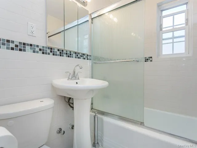 $2,800 | 67-51 223rd Place, Unit 1 | Oakland Gardens