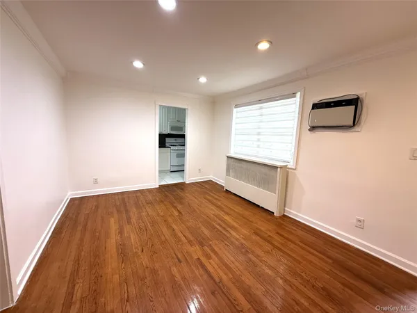 $2,700 | 67-51 223rd Place, Unit 1 | Oakland Gardens
