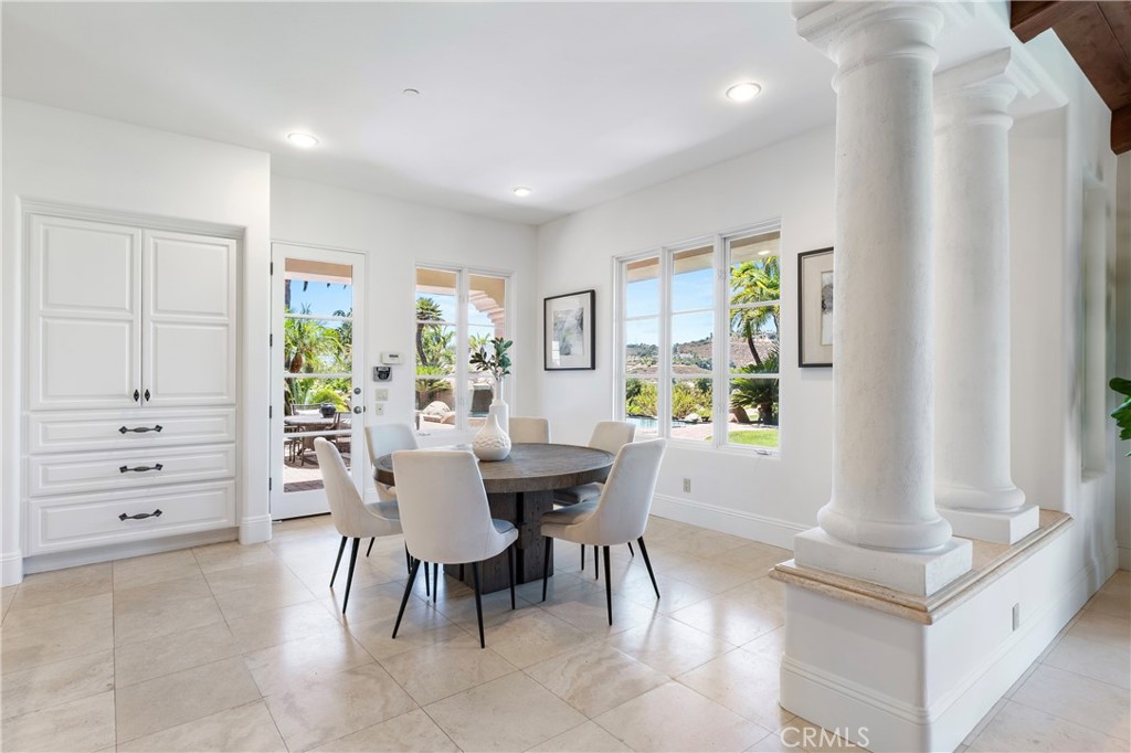 18090 Old Coach Drive Poway, CA 92064 - Photo 13 of 75 a view of a dining room with furniture
