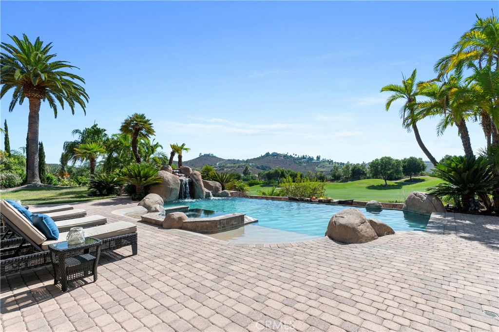 18090 Old Coach Drive Poway, CA 92064 - Photo 6 of 75