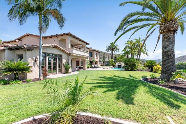 $3,950,000 | 18090 Old Coach Drive, Poway, CA 92064