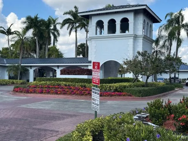 $689,900 | 17349 Northwest 62nd Place, Hialeah, FL 33015