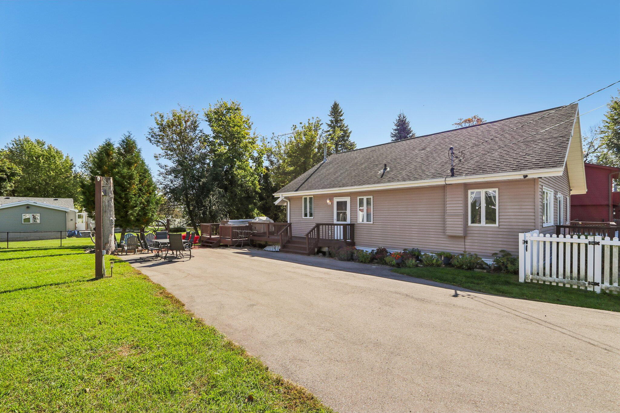 N3070 Tamarack Road Lake Geneva, WI 53147 - Photo 51 of 56 5-web-or-mls-N3070 Tamarack Rd-S0710-005
