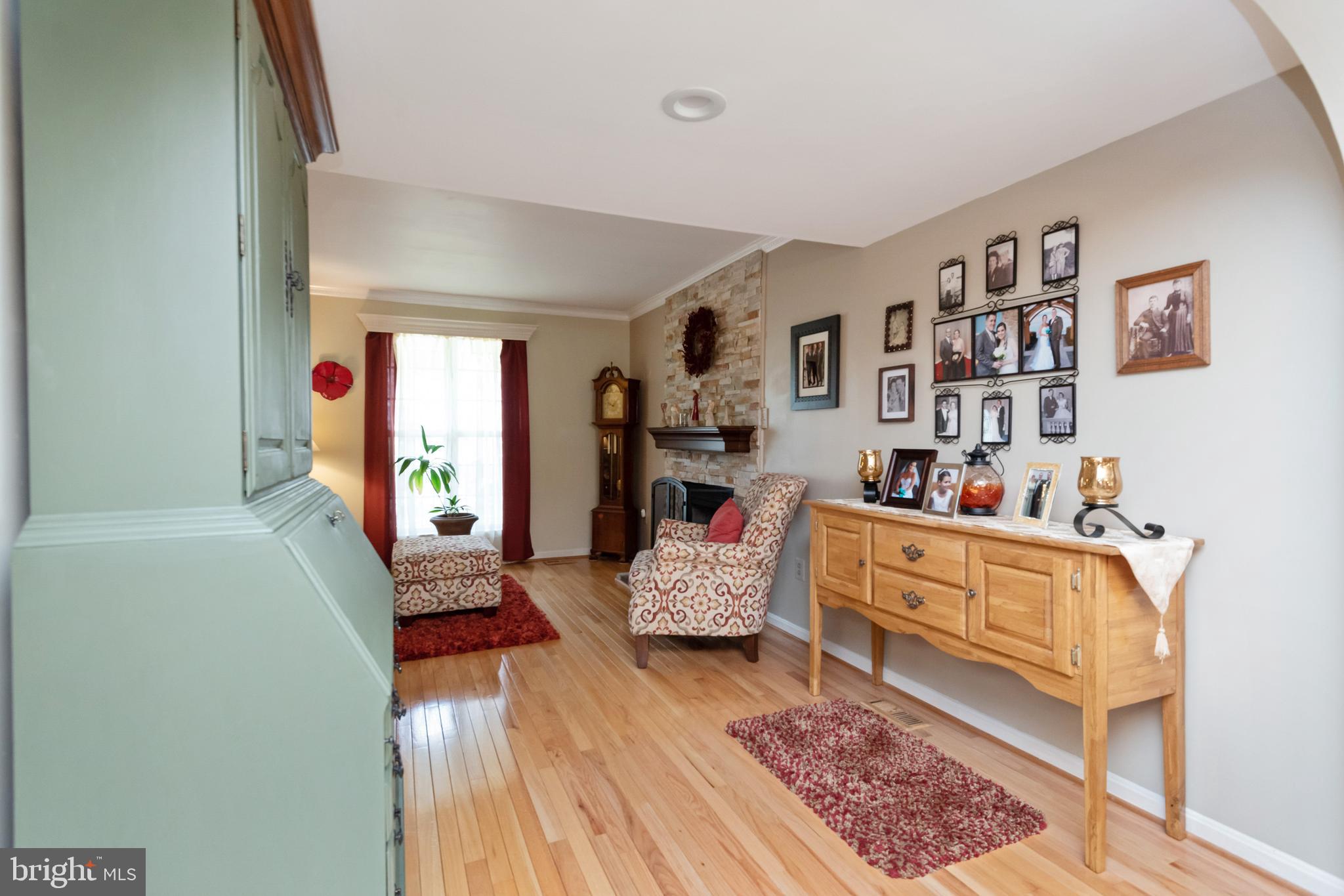 1211 Hunter Road Pasadena, MD 21122 - Photo 9 of 35 Gallery Image 9