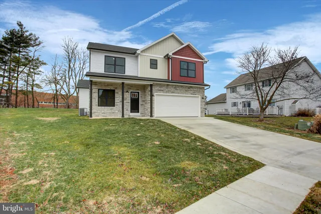 $429,900 | 108 Baker And Russell Drive, Shippensburg, PA 17257