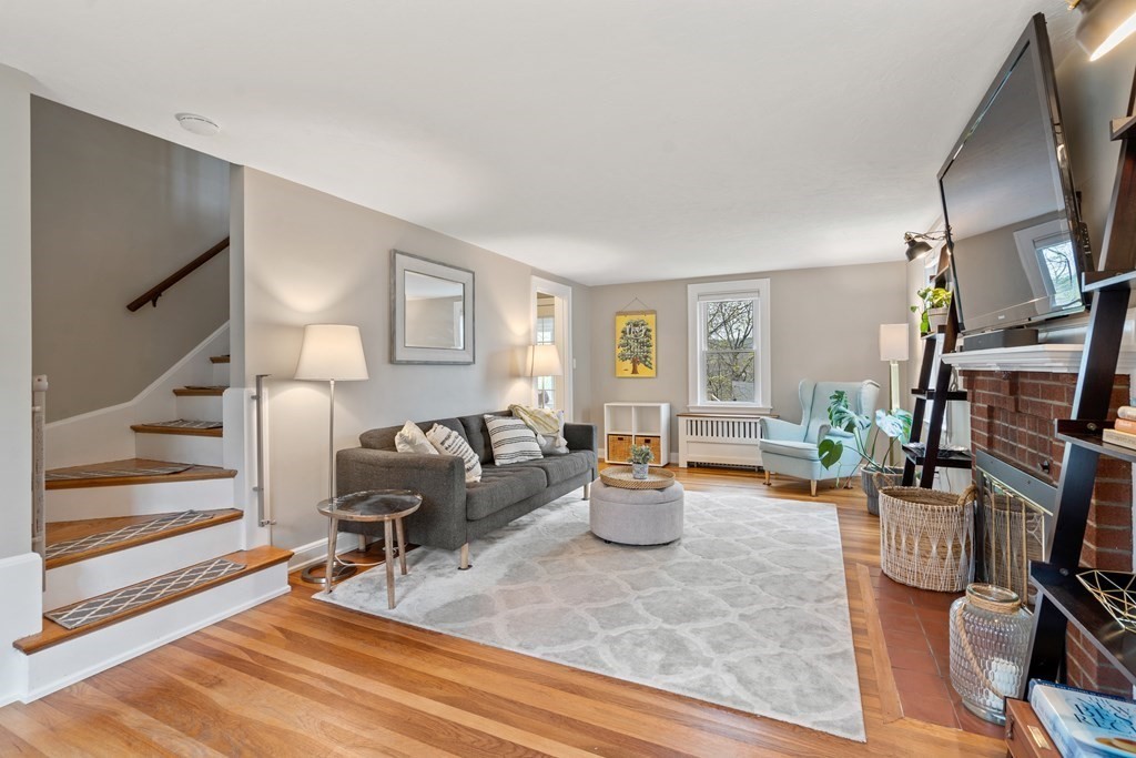 7 Florence Road Waltham, MA 02453 - Photo 11 of 32