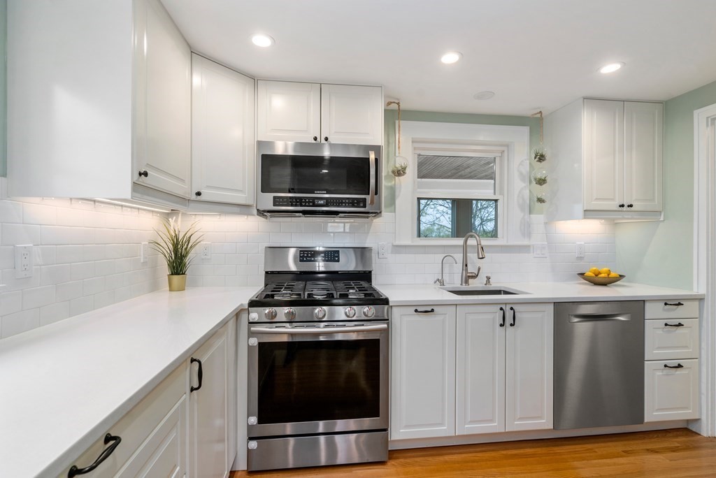 7 Florence Road Waltham, MA 02453 - Photo 13 of 32