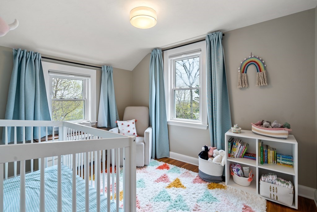 7 Florence Road Waltham, MA 02453 - Photo 8 of 32