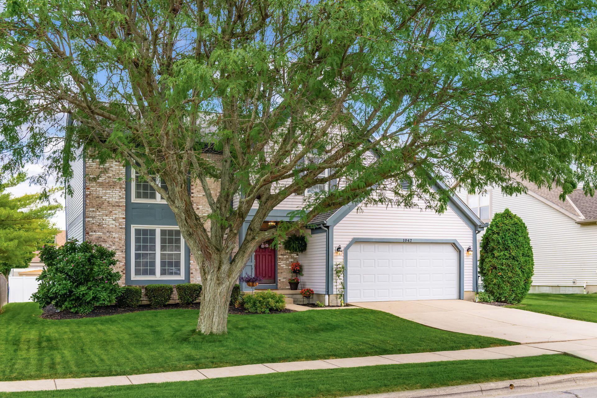 1042 Rousseau Lane Galloway, OH 43119 - Photo 2 of 47 003_ Ln Galloway OH 43119 USA