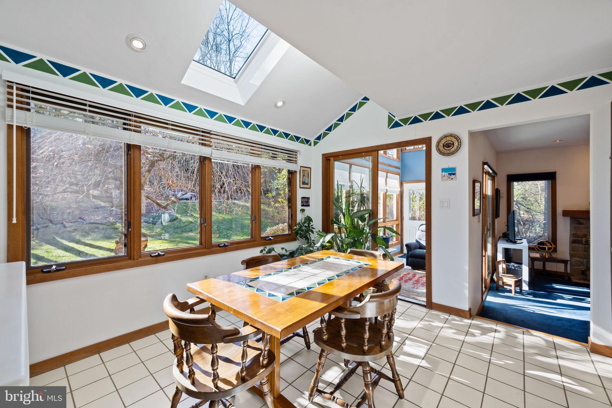 635 Harts Ridge Road Conshohocken, PA 19428 - Photo 6 of 55