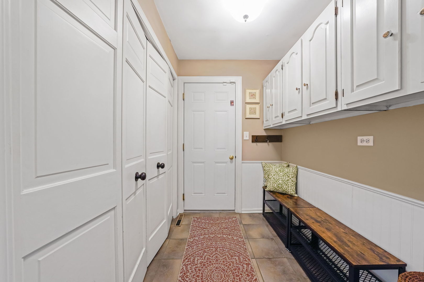 1S771 Carrol Gate Road Wheaton, IL 60189 - Photo 32 of 52