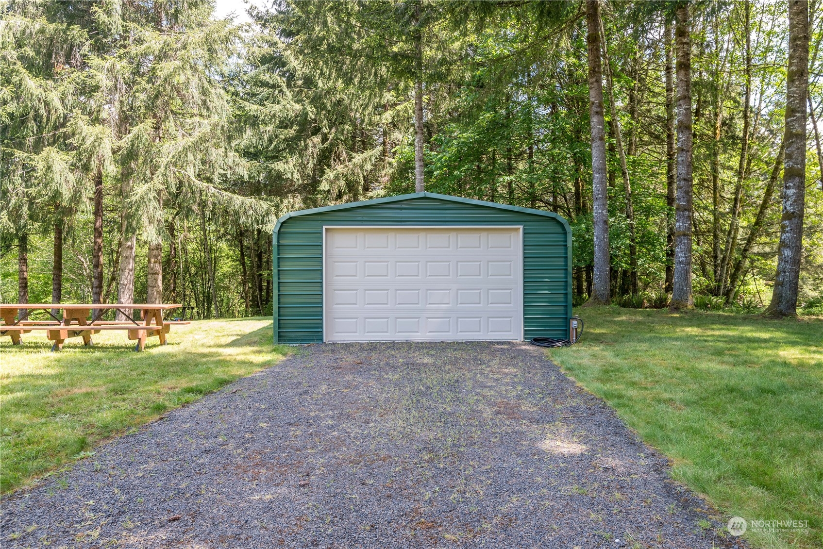 296 Cedar Hills Road Longview, WA 98632 - Photo 13 of 27 a front view of a house with garden