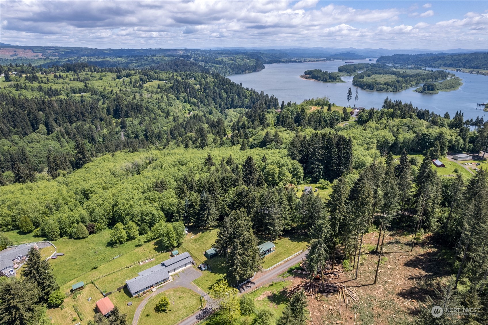 296 Cedar Hills Road Longview, WA 98632 - Photo 27 of 27 a view of a city with lots of trees