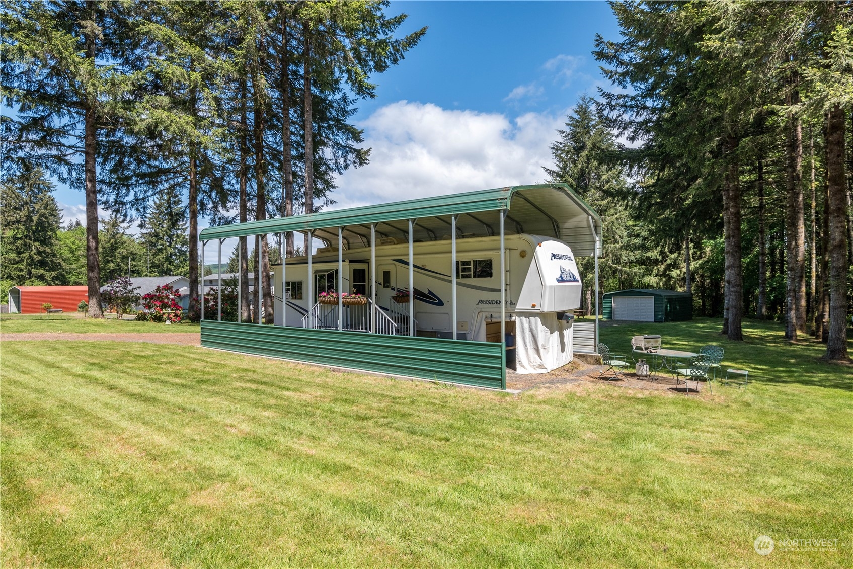 296 Cedar Hills Road Longview, WA 98632 - Photo 4 of 27 a view of a volley ball court