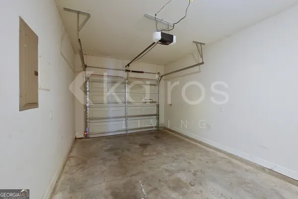 a view of a garage