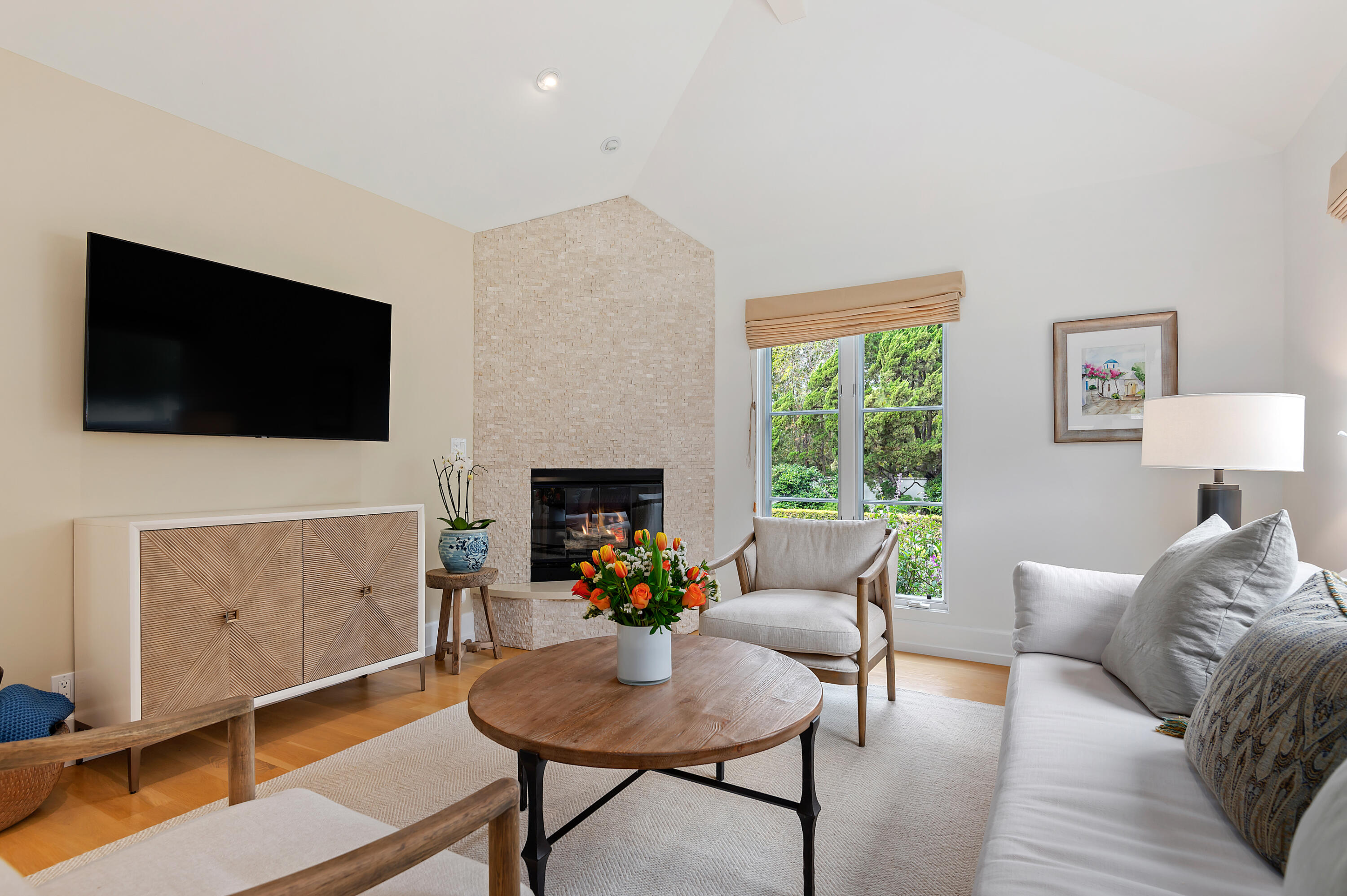 1 Middle Road Montecito, CA 93108 - Photo 4 of 23 4 - Family Room