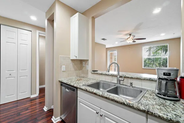 $3,000 | 1450 VÃa Alferi, Boynton Beach, FL 33426