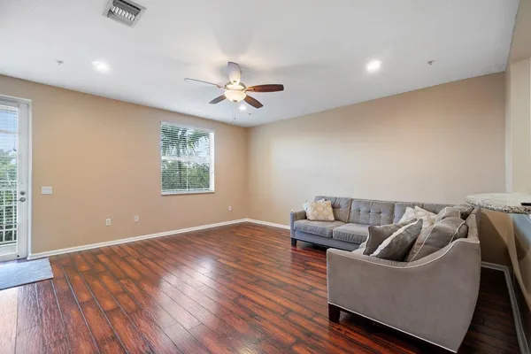 $3,000 | 1450 VÃa Alferi, Boynton Beach, FL 33426