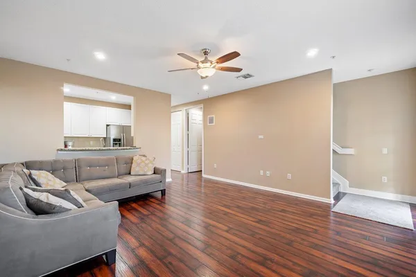 $3,000 | 1450 VÃa Alferi, Boynton Beach, FL 33426
