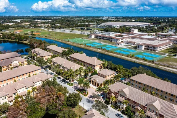 $3,000 | 1450 VÃa Alferi, Boynton Beach, FL 33426