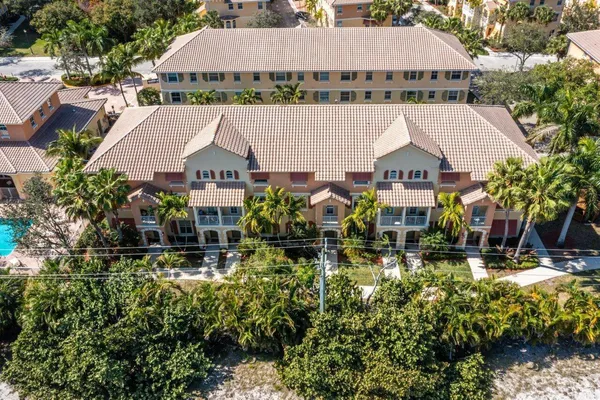 $3,000 | 1450 VÃa Alferi, Boynton Beach, FL 33426
