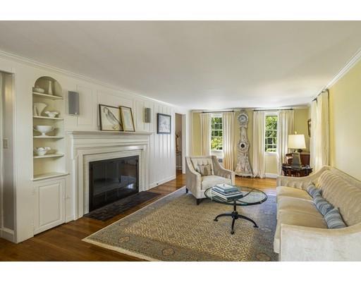 34 Jefferson Road Winchester, MA 01890 - Photo 8 of 38