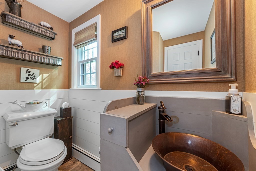 22 Dean Road Reading, MA 01867 - Photo 16 of 42 Gallery Image 16