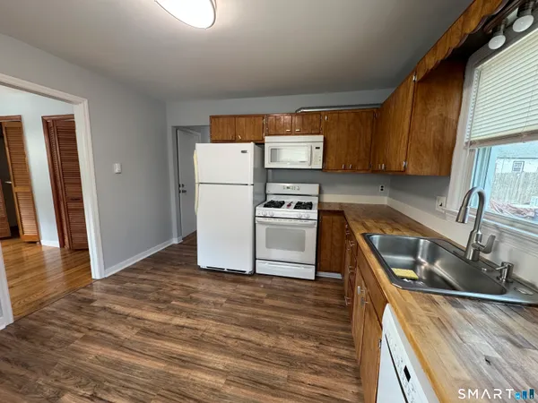 $4,200 | 43 Brooklawn Avenue, Norwalk, CT 06854