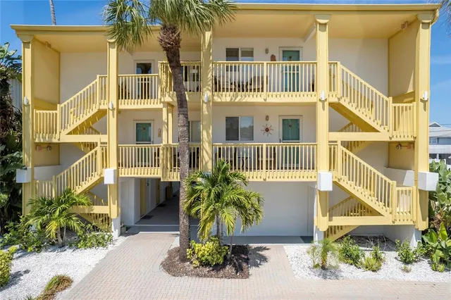 $697,990 | 708 Gulf Boulevard, Unit D, Indian Rocks Beach, FL 33785