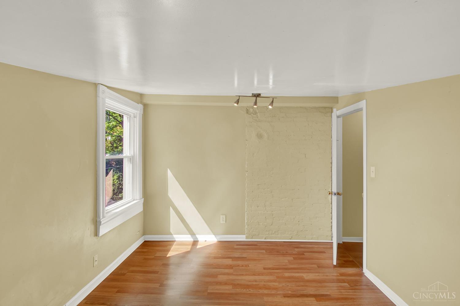 2208 Ravine Street Cincinnati, OH 45219 - Photo 36 of 53