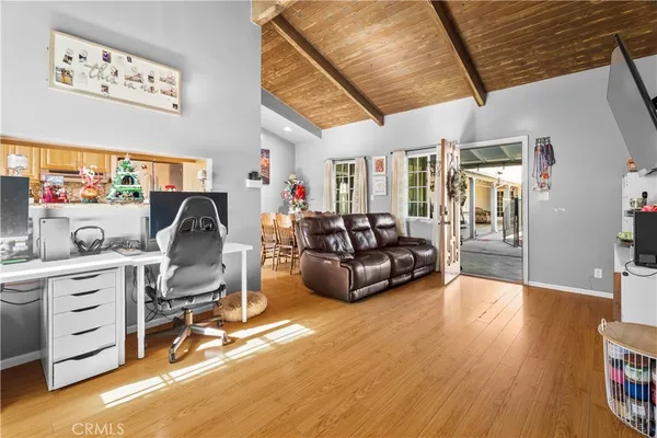 $1,698,900 | 15358 Cohasset Street, Van Nuys, CA 91406