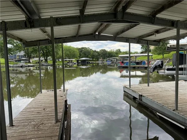 $275,000 | 643 Lake Viking Terrace, Gallatin, MO 64640