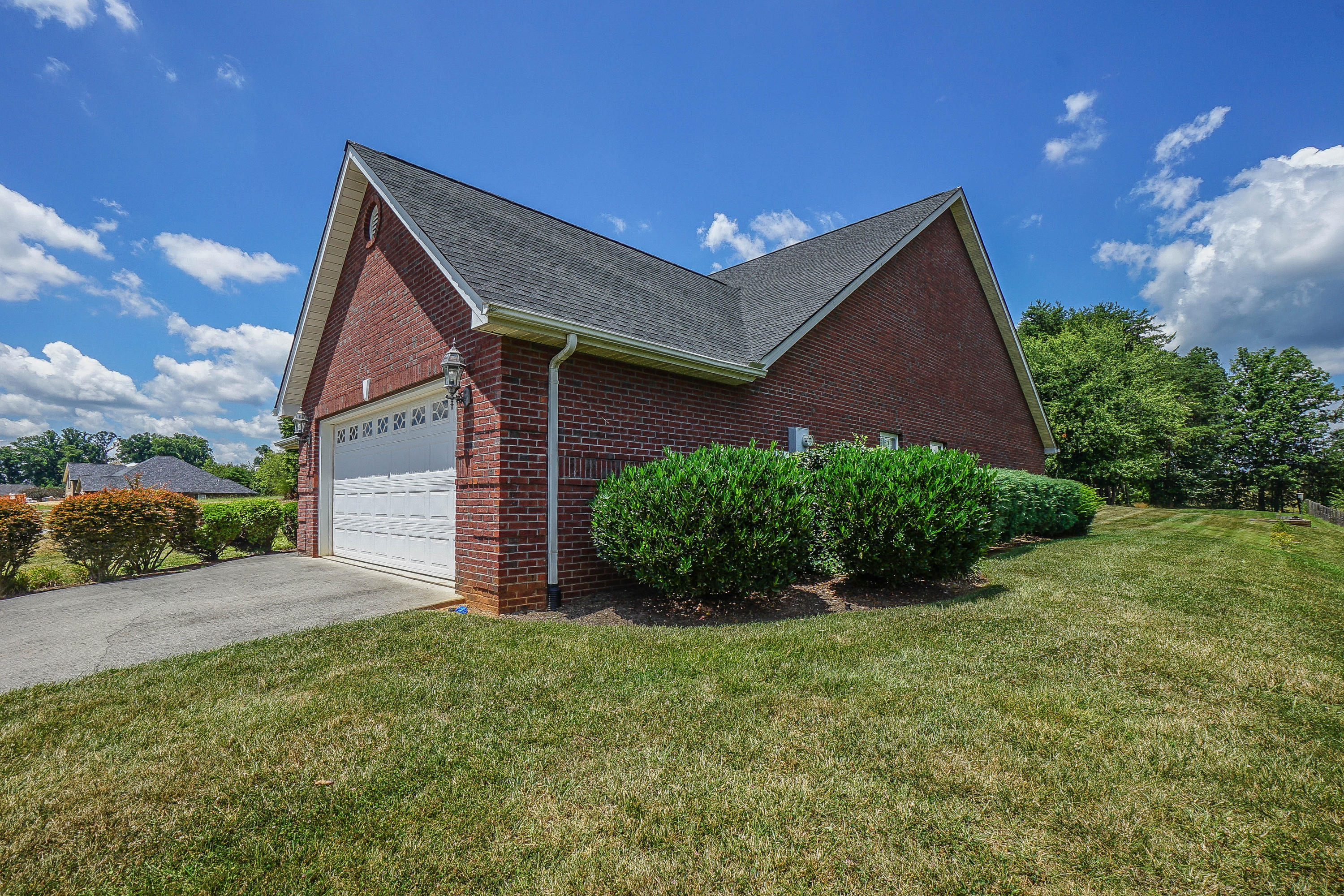 1235 Houston Springs Road Greenback, TN 37742 - Photo 3 of 40 DSC00665