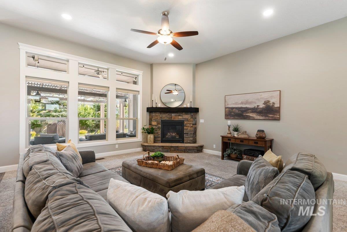 3820 West Daphne Street Meridian, ID 83646 - Photo 9 of 44