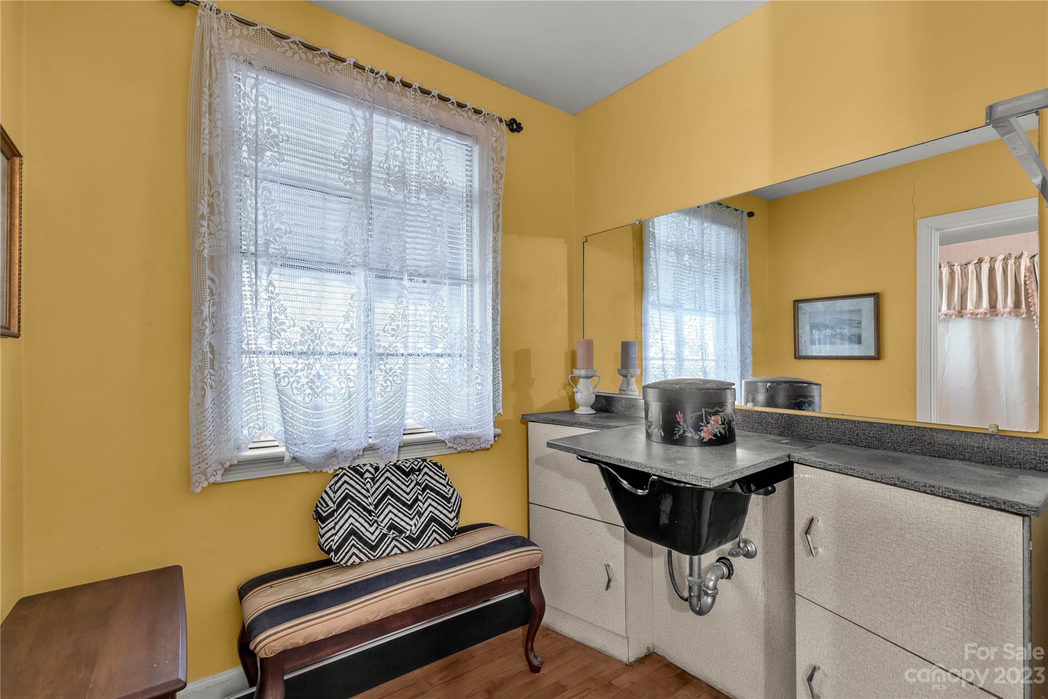 401 Gillsbrook Road Lancaster, SC 29720 - Photo 20 of 27 a living room with furniture and a window