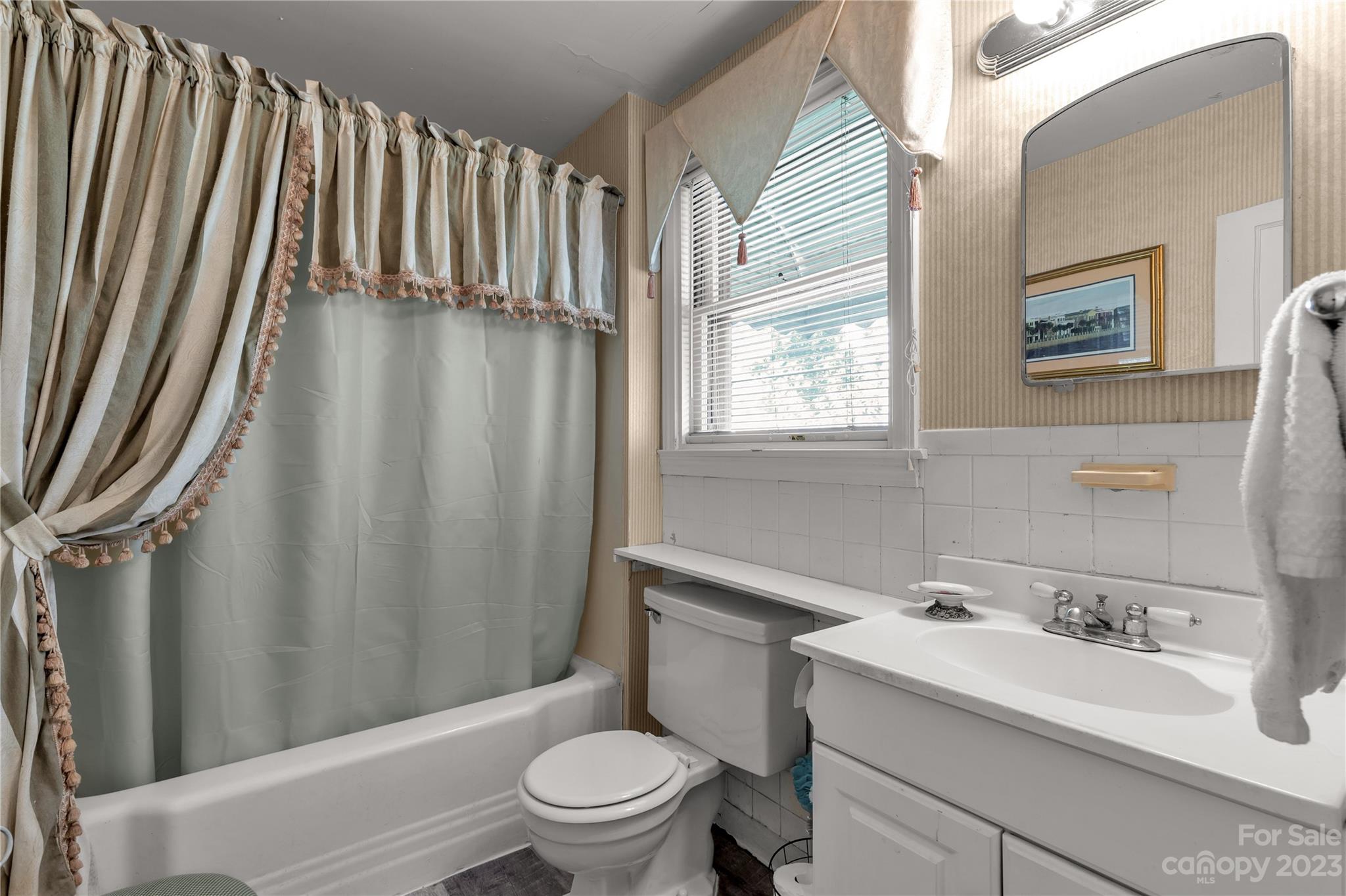 401 Gillsbrook Road Lancaster, SC 29720 - Photo 21 of 27 a bathroom with a sink toilet and shower