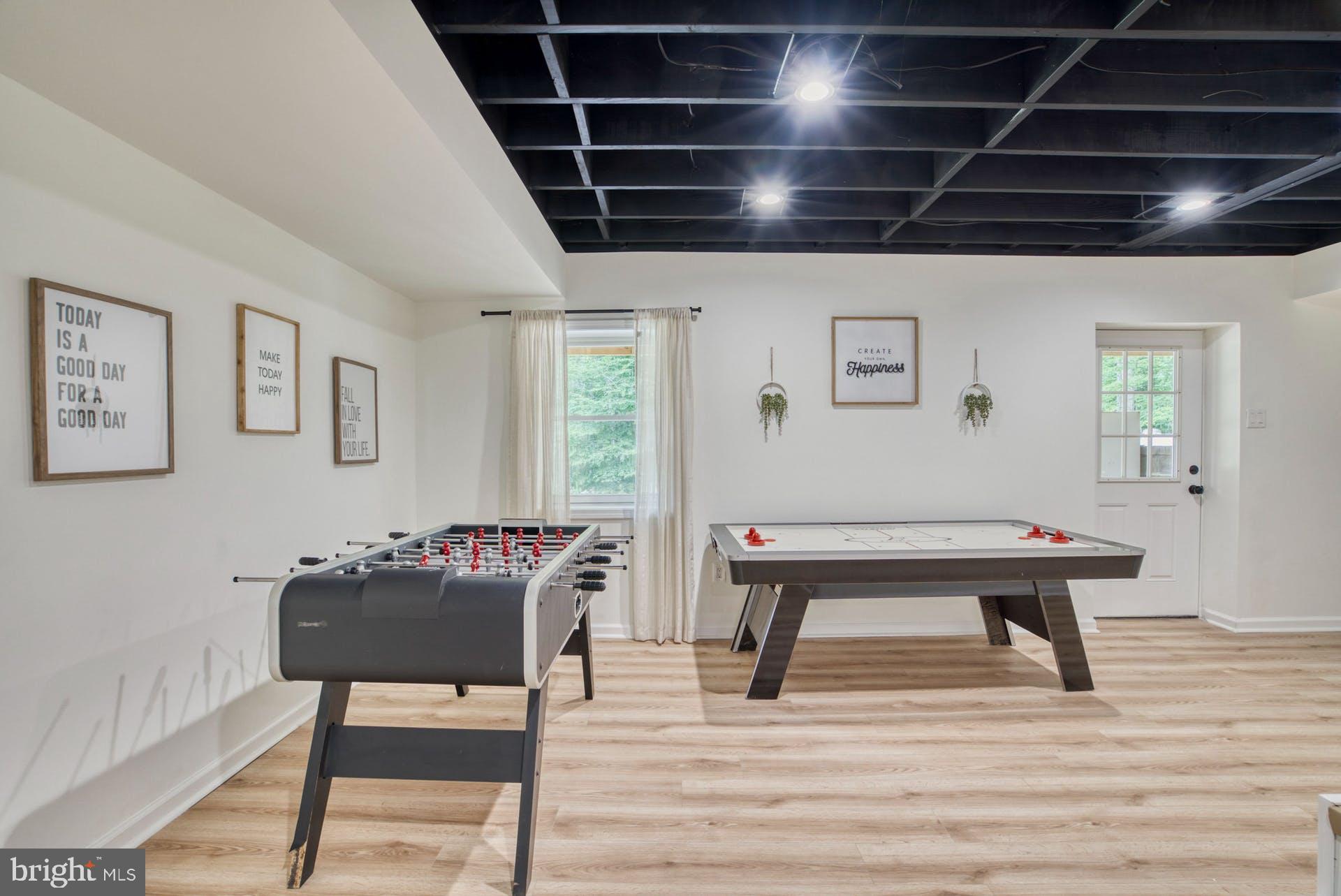 14422 Crawleys Dam Road Goldvein, VA 22720 - Photo 36 of 41 a room with furniture pool table and windows