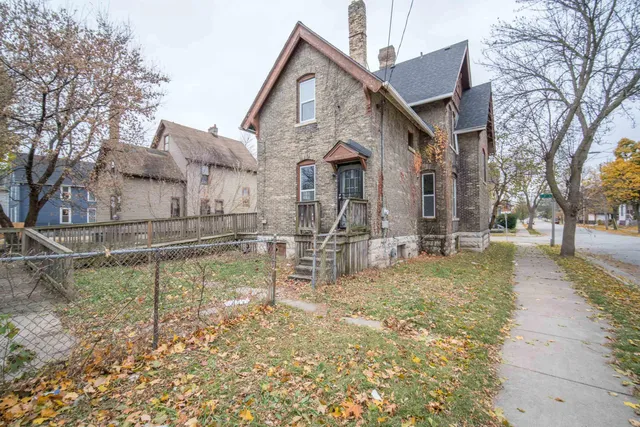 $304,900 | 2378 North 1st Street, Milwaukee, WI 53212