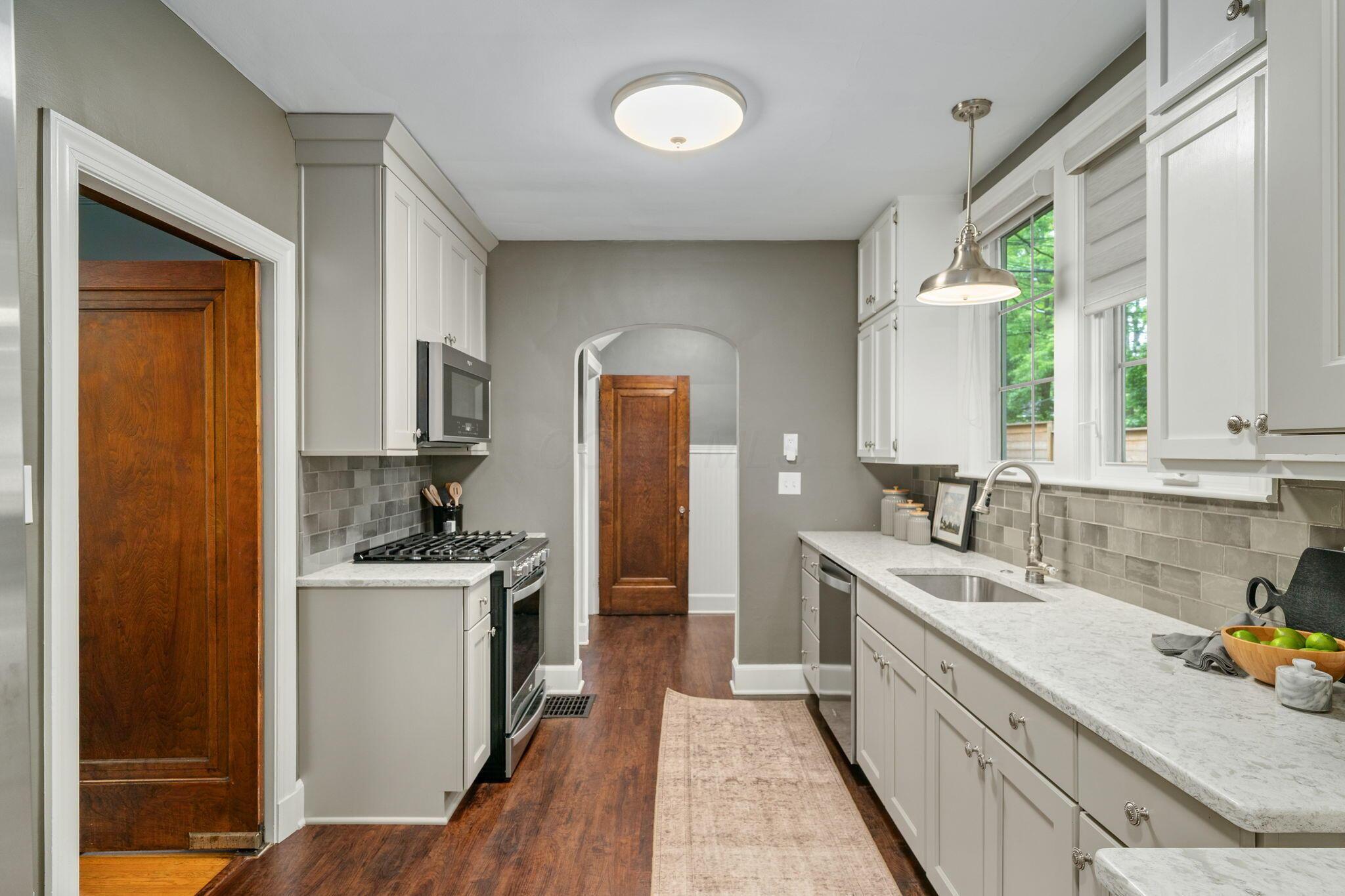 137 East Torrence Road Columbus, OH 43214 - Photo 20 of 68 23-web-or-mls-DSC02247