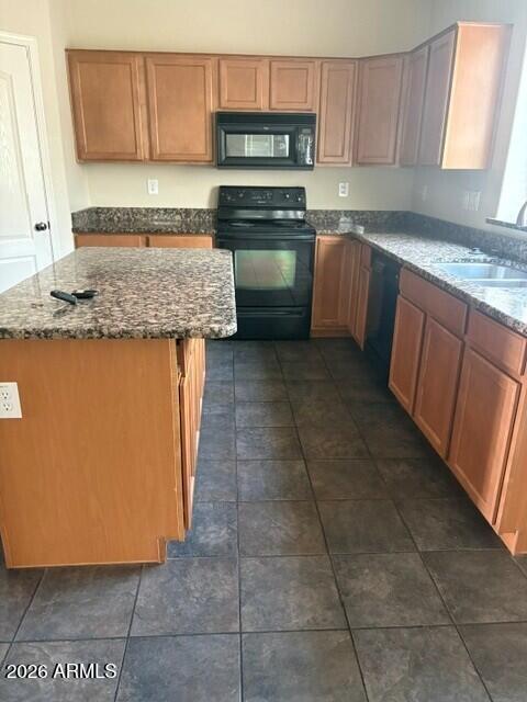 2217 West Steed Ridge Phoenix, AZ 85085 - Photo 6 of 16 4