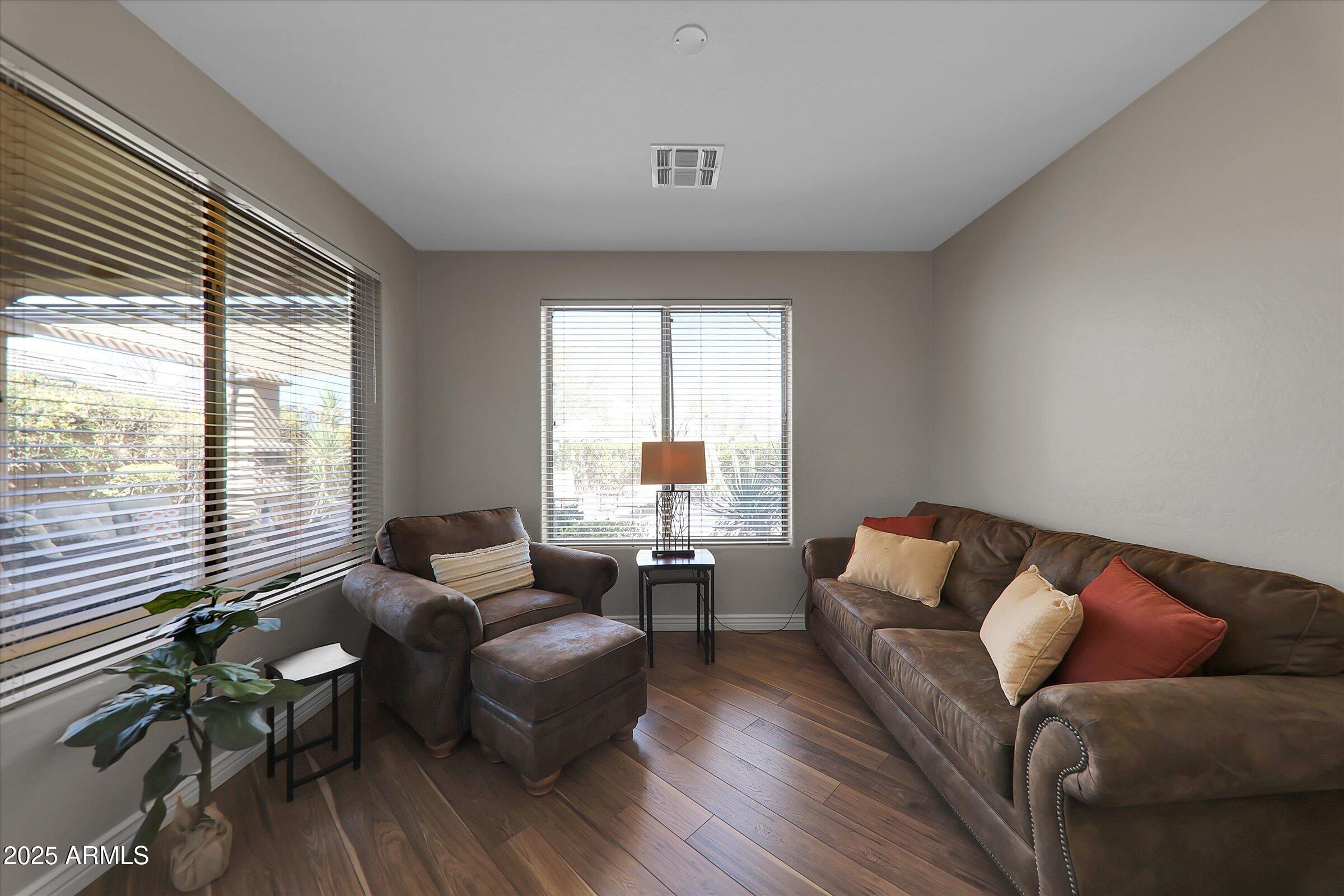 41532 North Clear Crossing Road Anthem, AZ 85086 - Photo 14 of 57 Additional room with hide-a-bed