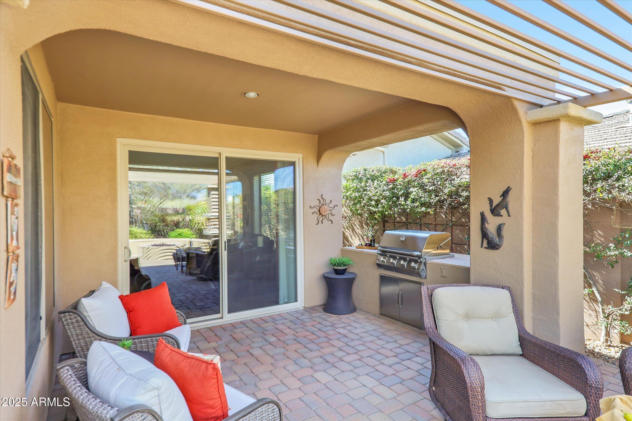 41532 North Clear Crossing Road Anthem, AZ 85086 - Photo 29 of 57 Covered patio