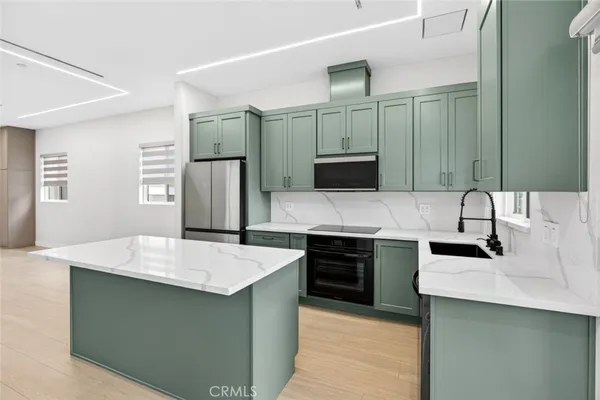 $5,200 | 9943 Provo Avenue, Tujunga, CA 91042