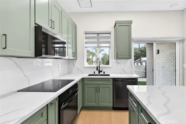 $5,200 | 9943 Provo Avenue, Tujunga, CA 91042
