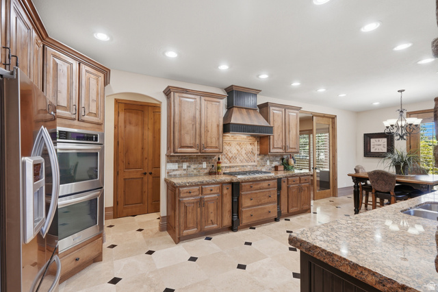 3094 Bison Ridge Road South Jordan, UT 84095 - Photo 8 of 79
