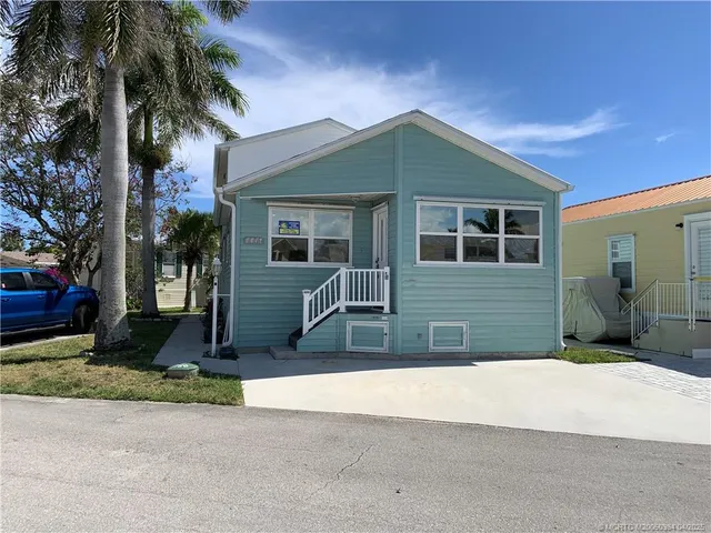 $389,900 | 1156 Nettles Boulevard, Jensen Beach, FL 34957