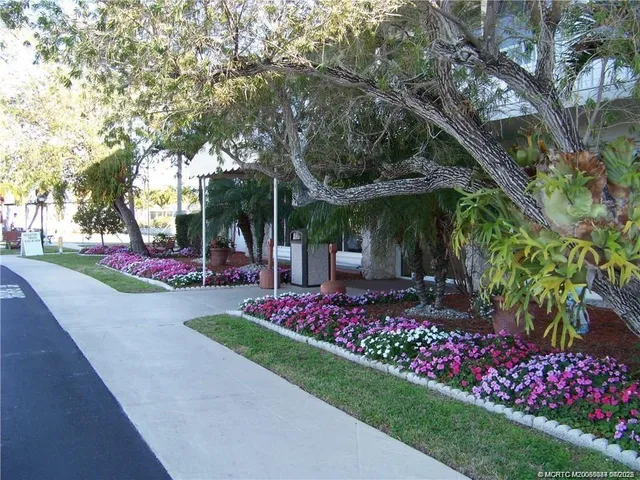 $389,900 | 1156 Nettles Boulevard, Jensen Beach, FL 34957